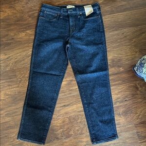 Madewell Mid-Rise Stovepipe Jeans in Deep Blue